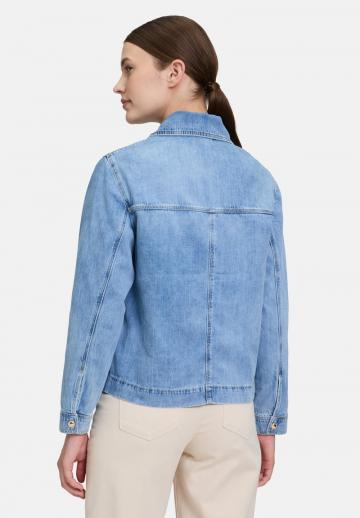 Джинсовая куртка