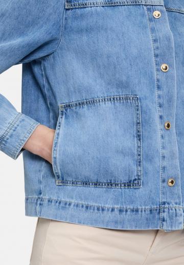 Джинсовая куртка