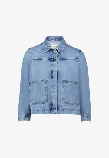 Джинсовая куртка