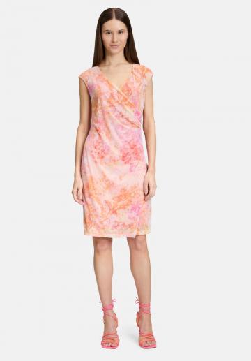 Короткое платье