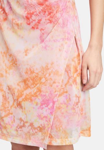 Короткое платье