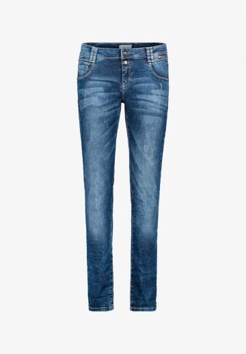 Прямые джинсы