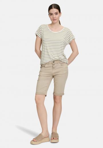 Джинсовые шорты