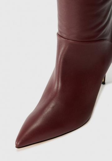 Высокие сапоги