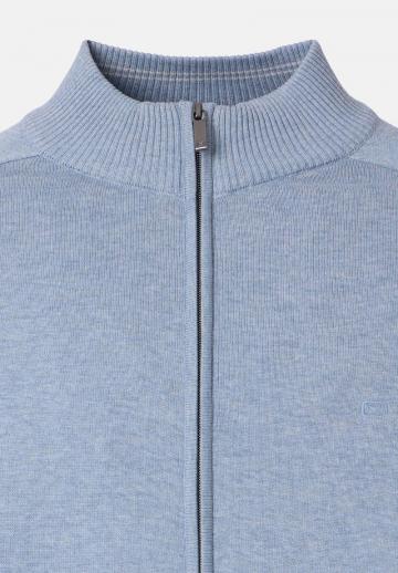 Вязаная кофта