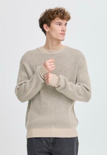 Пуловер