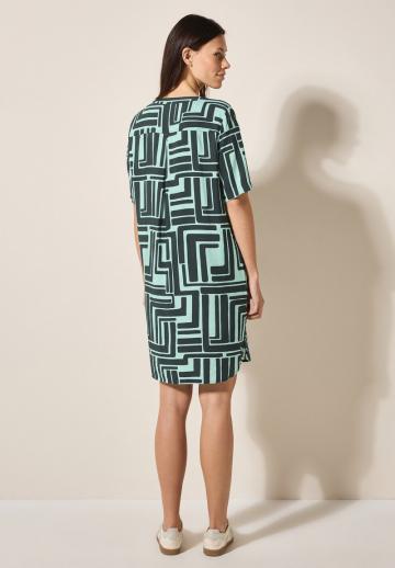 Короткое платье