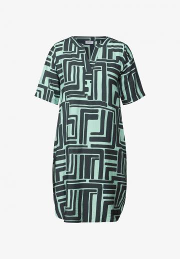 Короткое платье