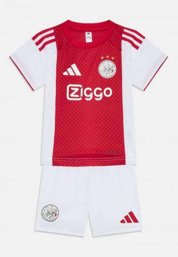 Спортивные шорты