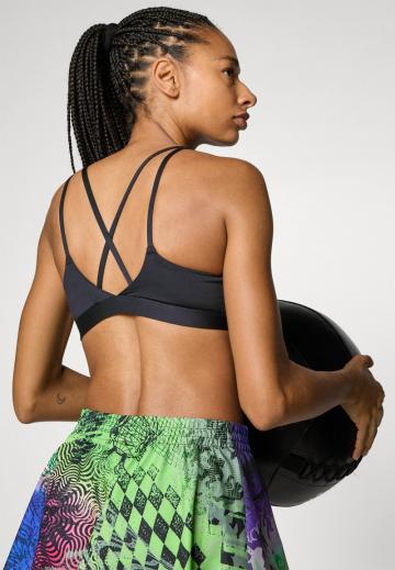 Спортивный бюстгальтер