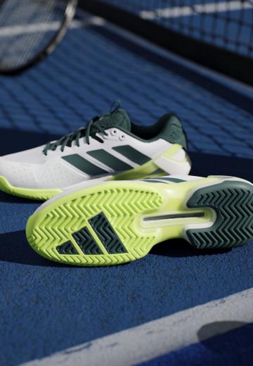 Теннисные кроссовки