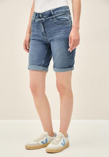 Джинсовые шорты