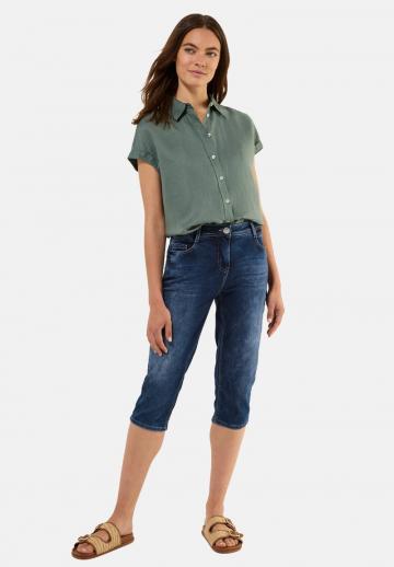 Короткие джинсы