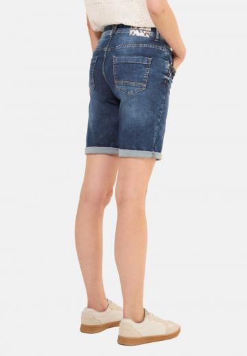 Джинсовые шорты
