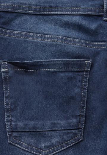 Короткие джинсы