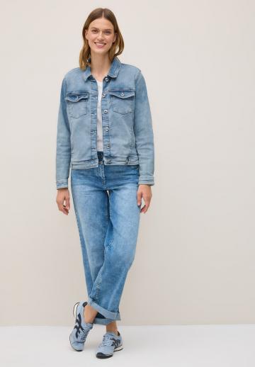 Джинсовая куртка