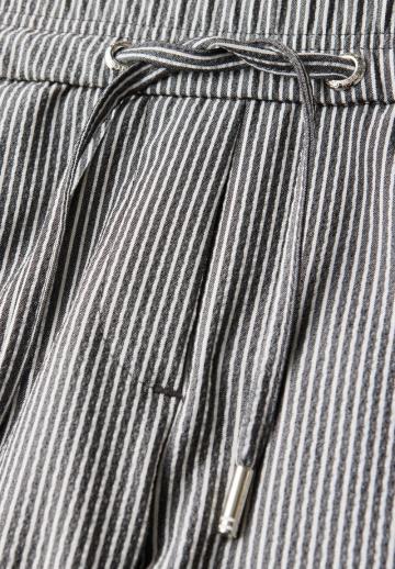 Спортивные штаны