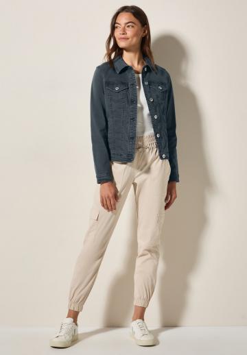 Джинсовая куртка