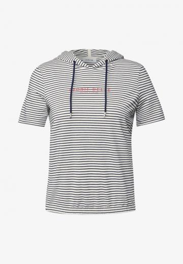 Пуловер с капюшоном