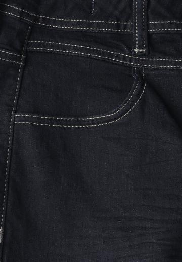 Короткие джинсы