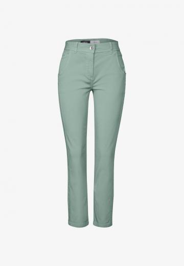 Узкие брюки