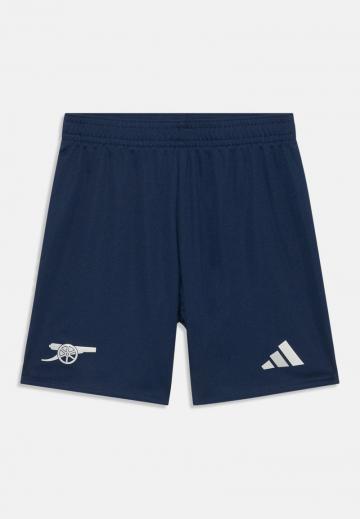 Спортивные шорты