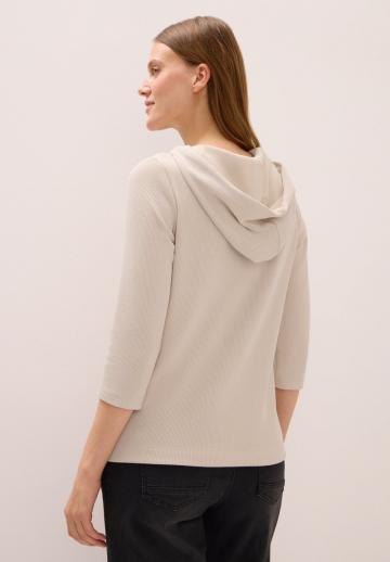 Пуловер с капюшоном