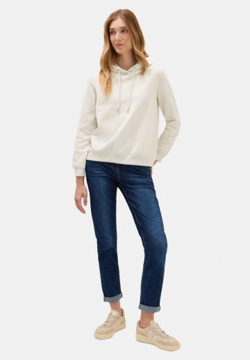 Пуловер с капюшоном