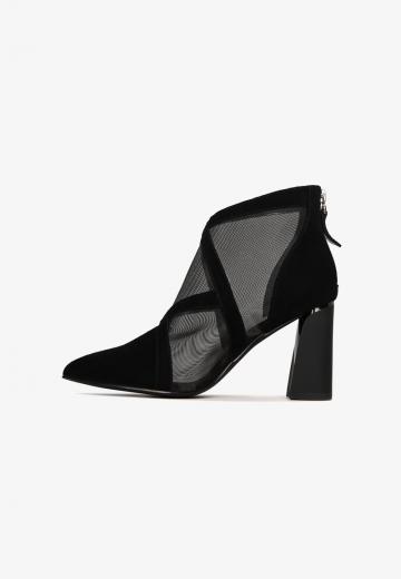 Полусапожки на высоком каблуке