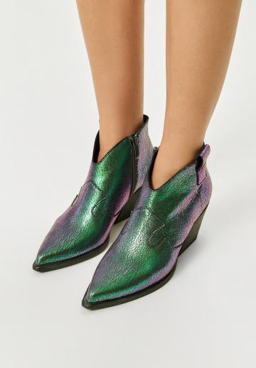 Ковбойские сапожки