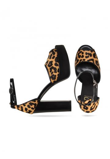 Туфли с открытым носом