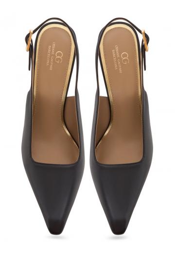 Туфли на высоком каблуке