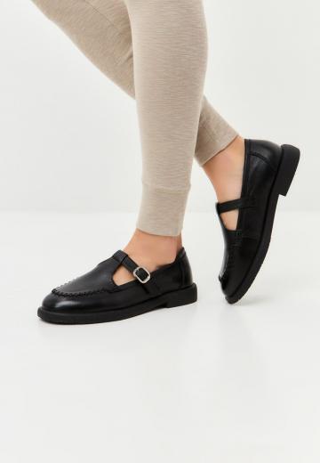 Полуботинки