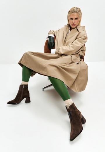 Полусапожки на высоком каблуке