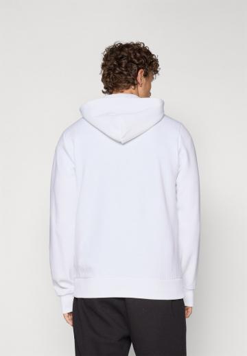 Спортивная кофта