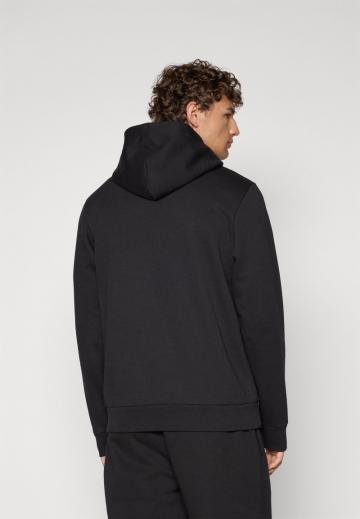 Спортивная кофта