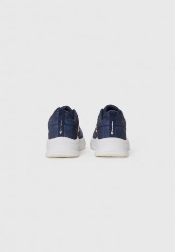 Тренировочные кроссовки