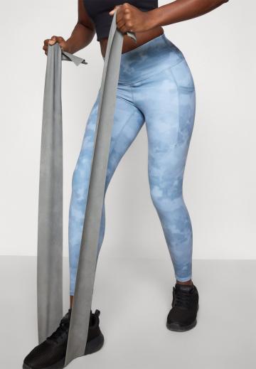 Спортивные штаны