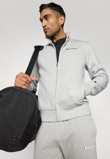 Спортивная кофта