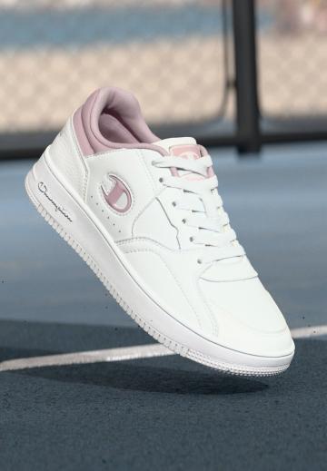 Кроссовки для зала