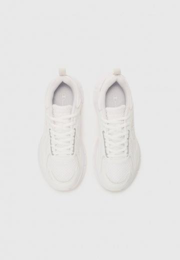 Тренировочные кроссовки