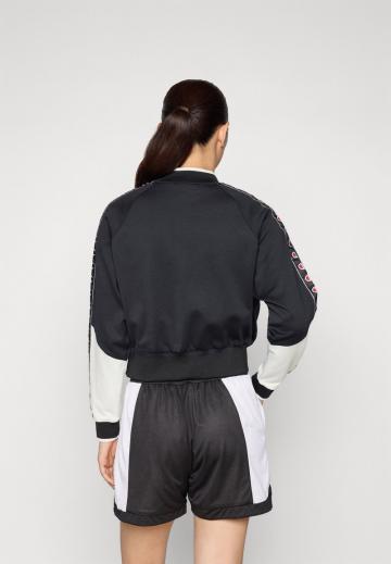 Спортивная толстовка