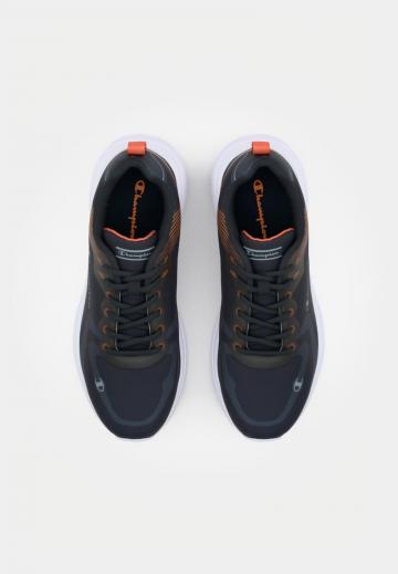 Тренировочные кроссовки