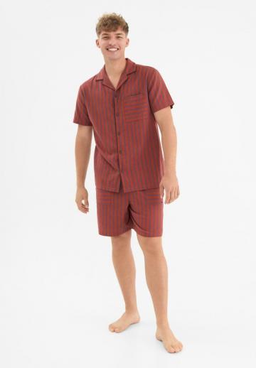 Пижама с шортами