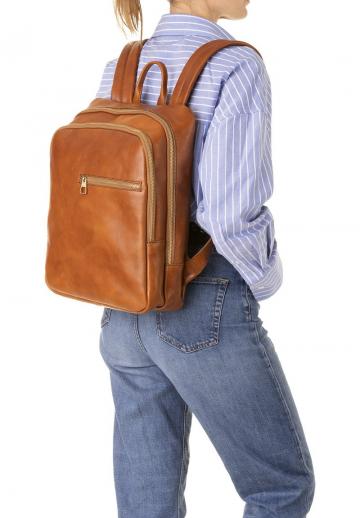 Кожаный рюкзак