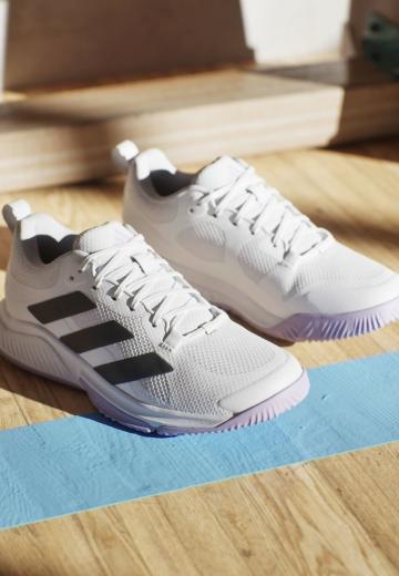 Тренировочные кроссовки