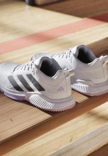 Тренировочные кроссовки