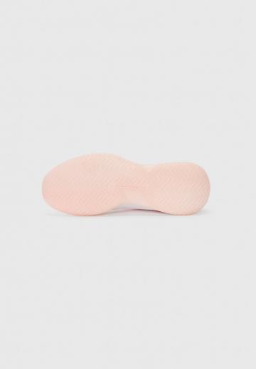 Теннисные кроссовки