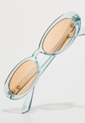 Солнечные очки