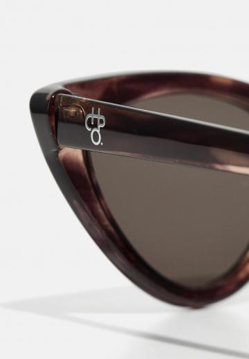 Солнечные очки